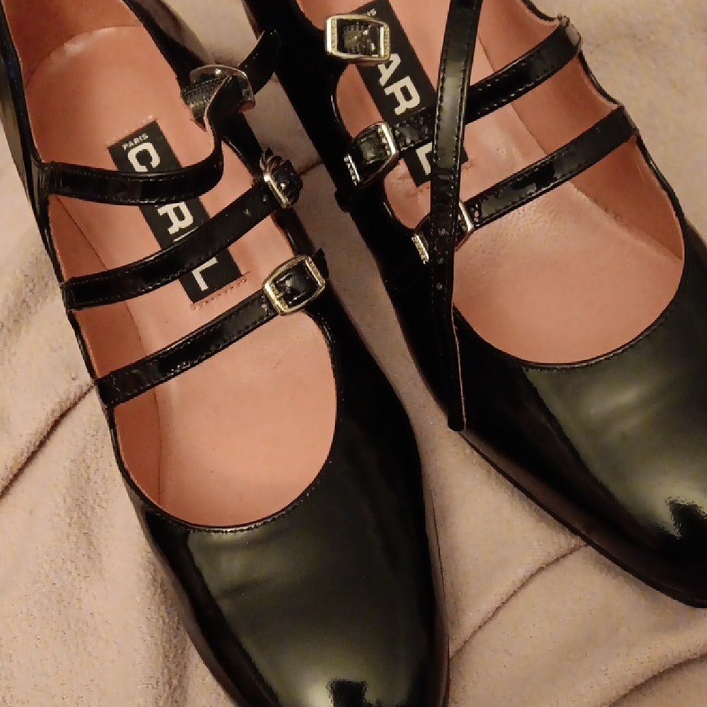 Carel Mary Jane Pumps